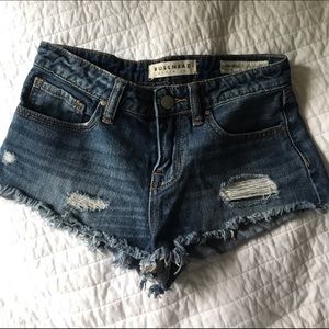 Short distressed jean shorts